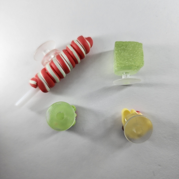 Sanrio Crocs Charms Set of 4 - Picture 3 of 5